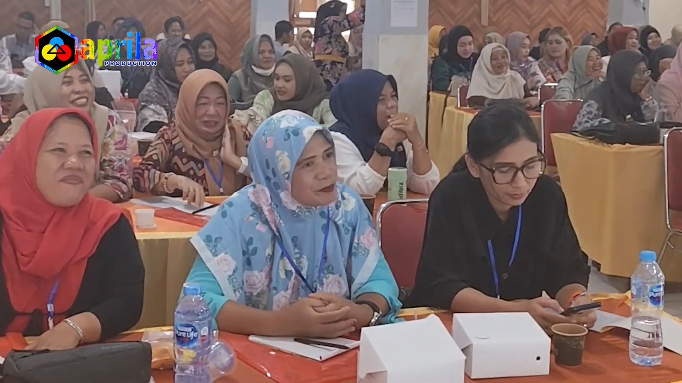 DKUMP Kota Pontianak Gelar Pelatihan Kewirausahaan untuk 100 Pelaku Usaha di Pontianak Tenggara